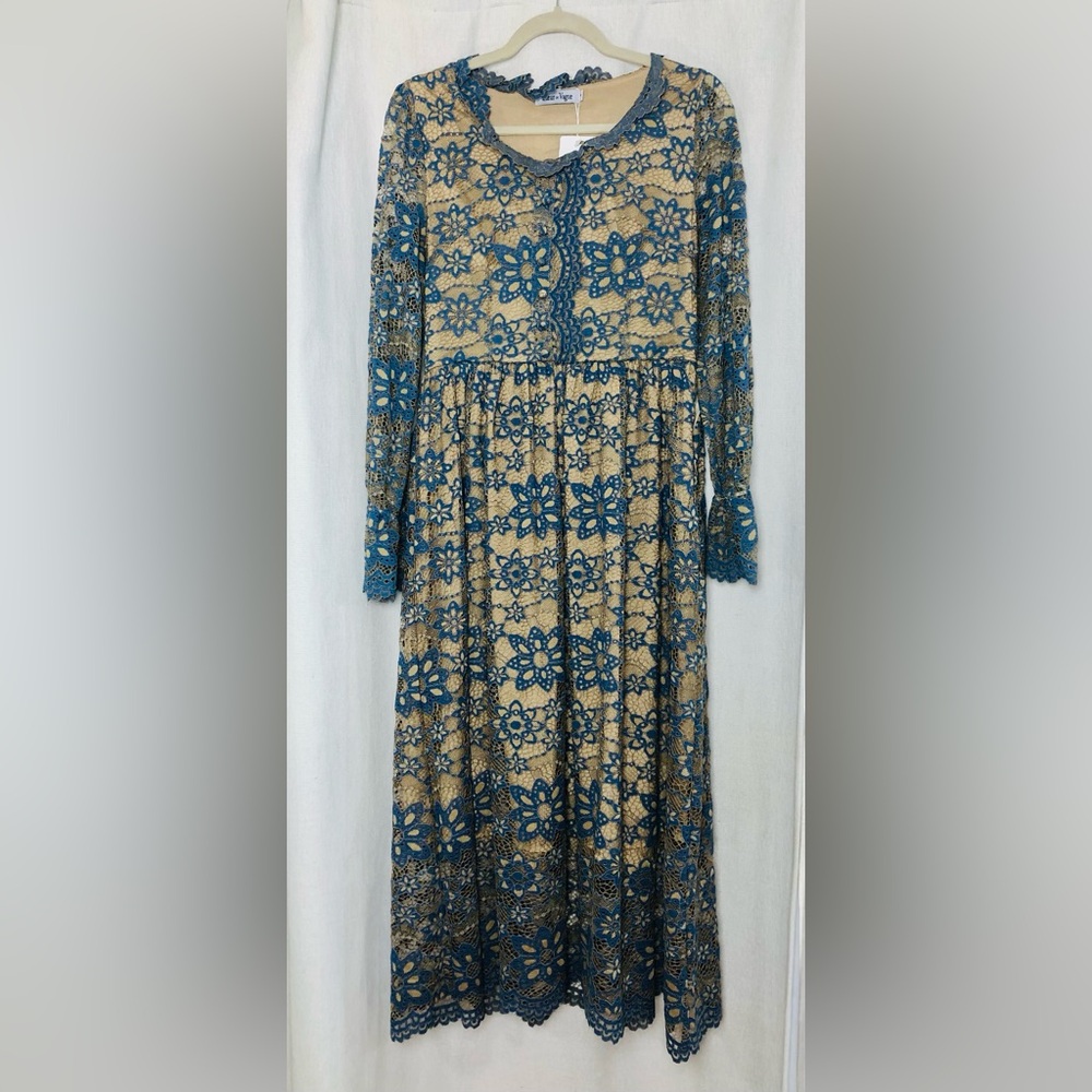 Coeur de Vague Lace Dress Blue Tan Floral Midi Long Sleeve Crew Neck 4 NWT New